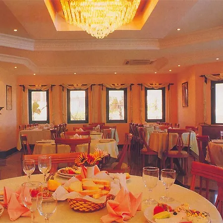 Hotell Grand Levent 4*