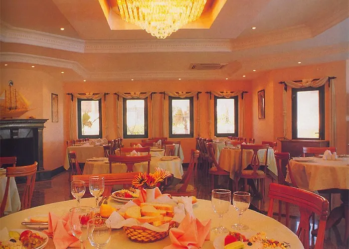 Hotel Grand Levent 4*