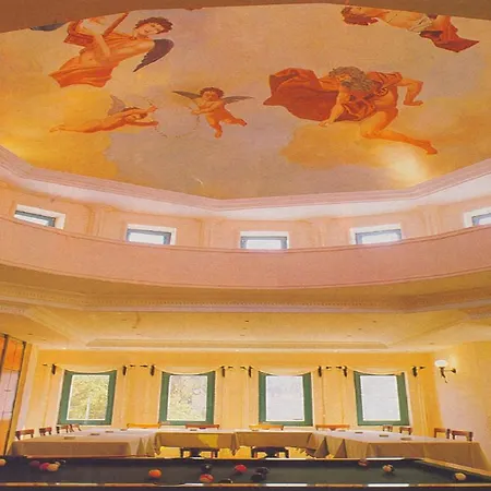 Hotel Grand Levent